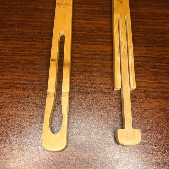 Pampered Chef Interlocking Bamboo Wooden Tongs Like New - Picture 2 of 8